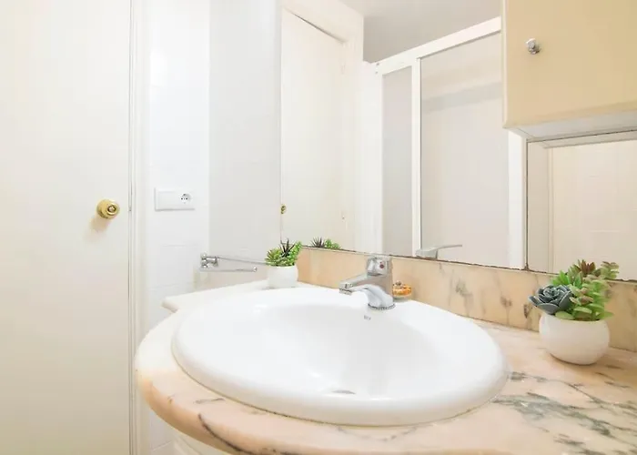 A 300m Playa Arenal - *