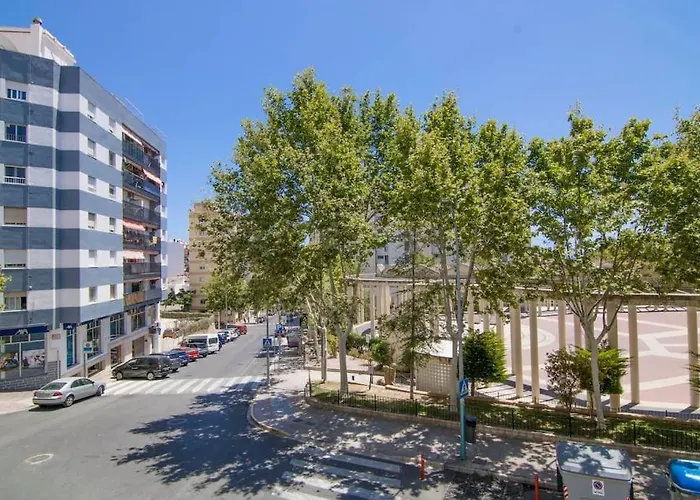 Apartamento A 300m Playa Arenal - *